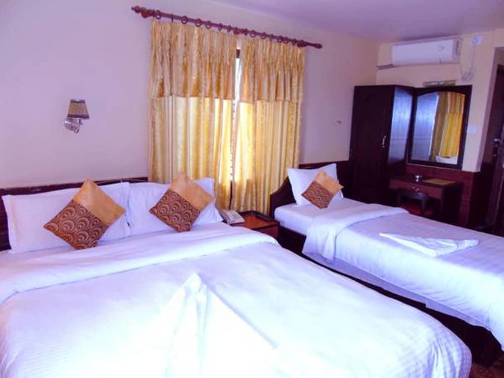 Hotel Trip Pokhara Eksteriør bilde