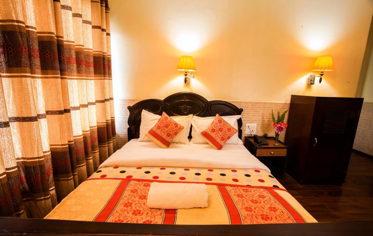 Hotel Trip Pokhara Eksteriør bilde