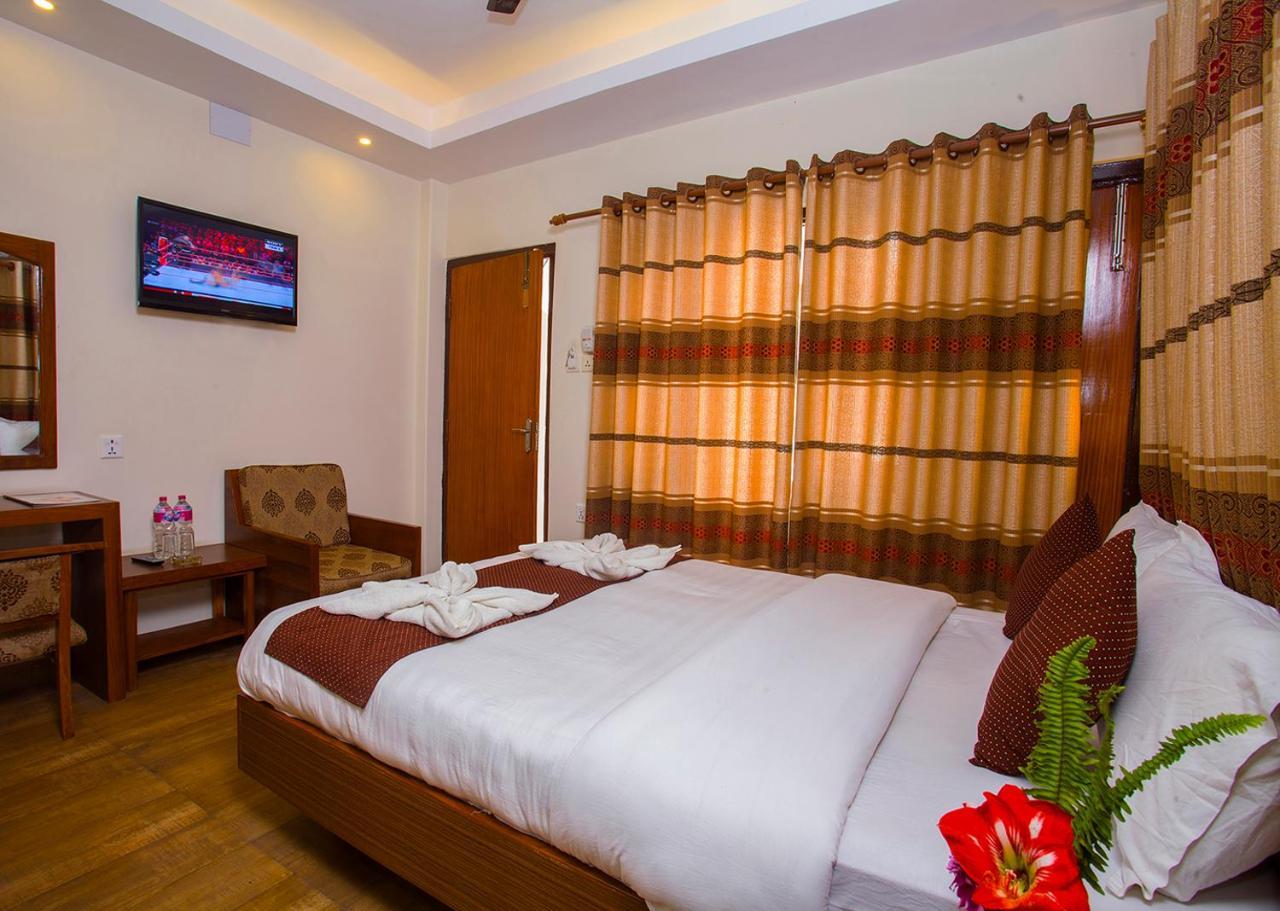 Hotel Trip Pokhara Eksteriør bilde